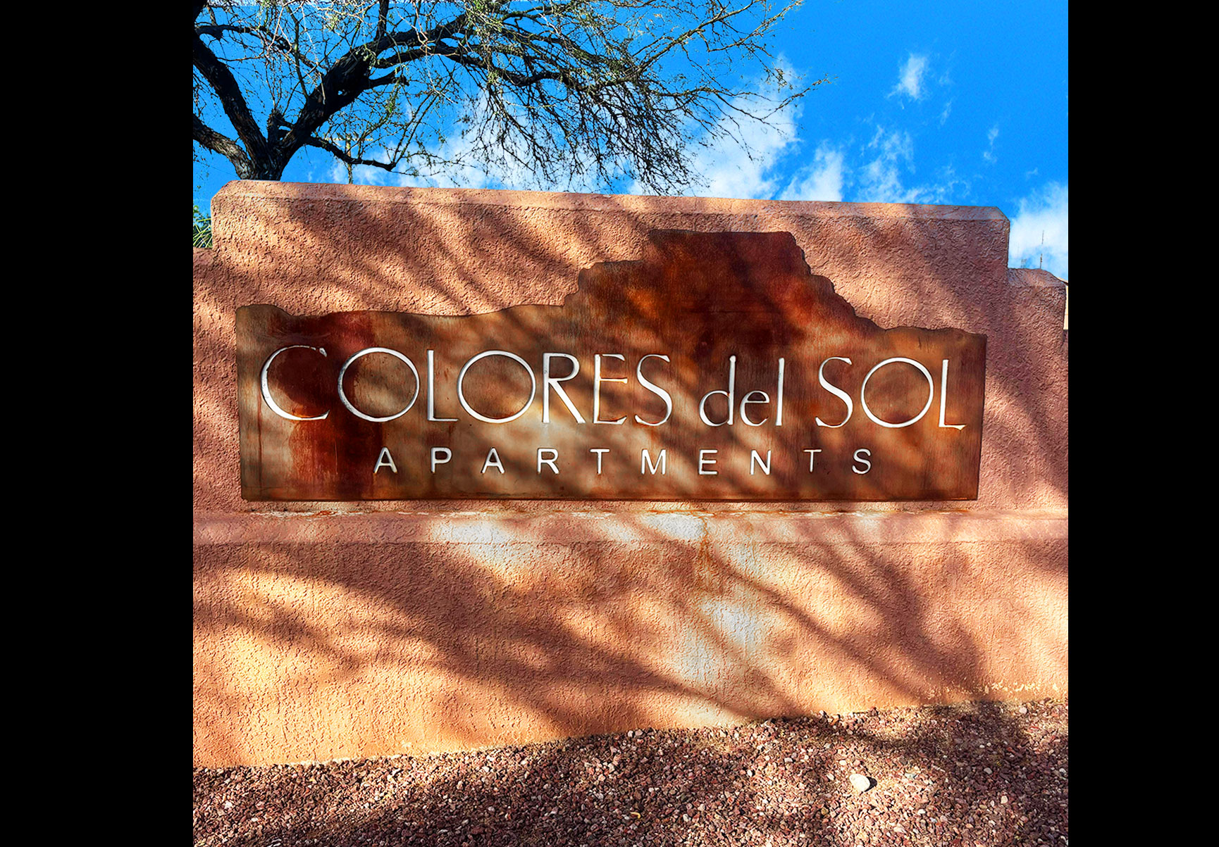 This image displays entrance marker photo of Colores Del Sol Tucsons